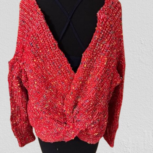 Red Open Back Twisted Boat Neck Red Sweater - Picture 4 of 10